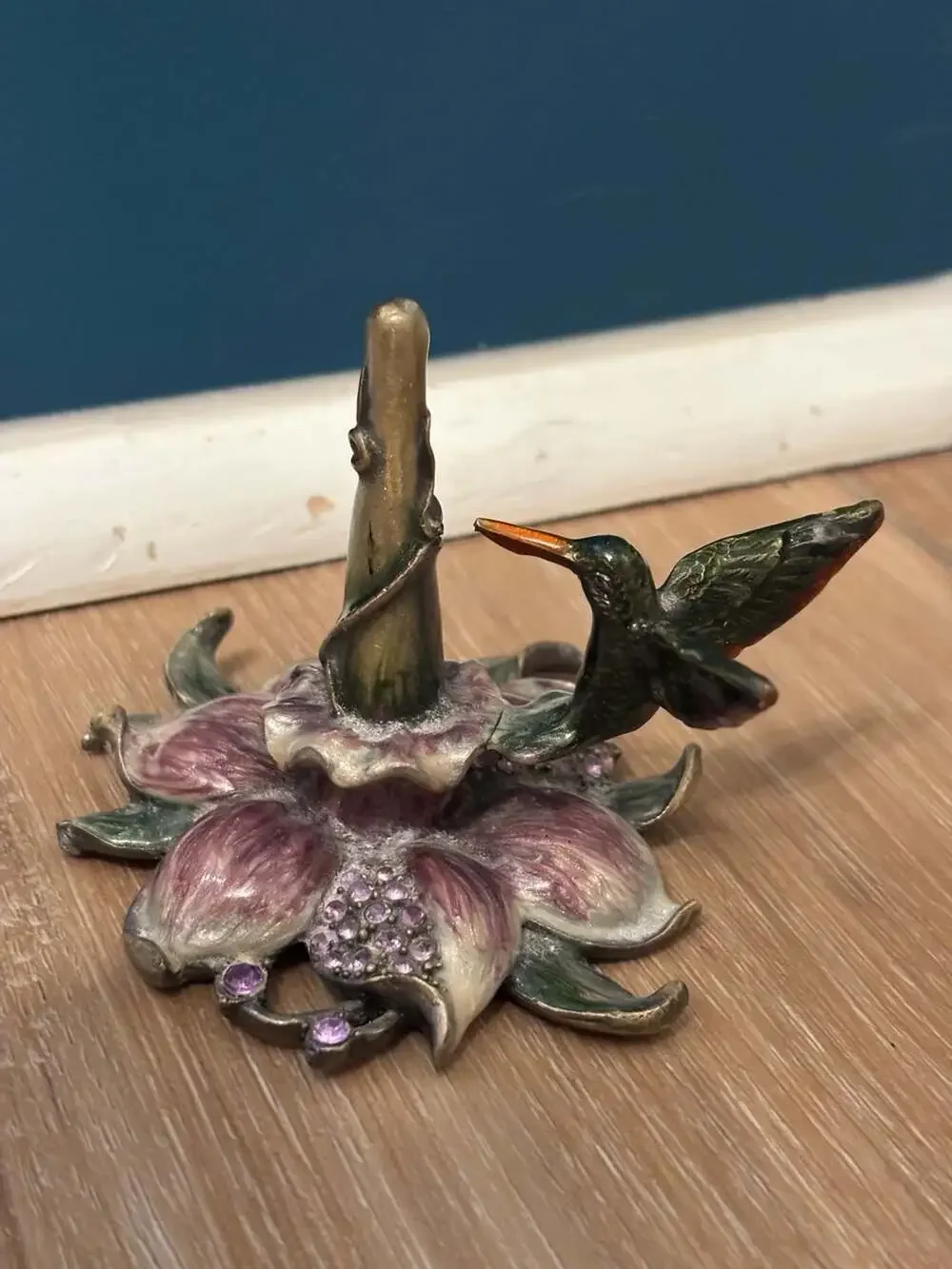 Vintage Rhinestone Hummingbird Floral Ring Holder